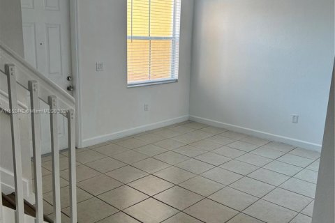 Townhouse in Homestead, Florida 4 bedrooms, 163.97 sq.m. № 1076328 - photo 13