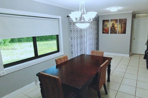 Casa en venta en Tamarac, Florida, 3 dormitorios, 170.57 m2 № 1383627 - foto 9