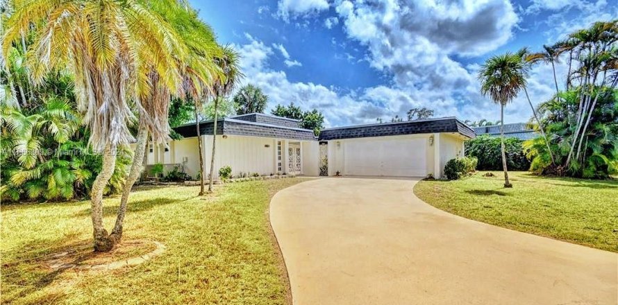 Villa ou maison à Tamarac, Floride 3 chambres, 170.57 m2 № 1383627