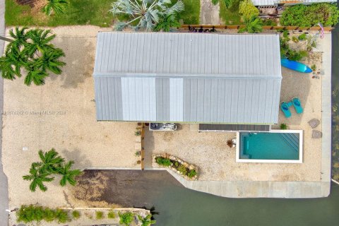 Casa en venta en Big Pine Key, Florida, 3 dormitorios № 1397606 - foto 14