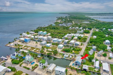 Casa en venta en Big Pine Key, Florida, 3 dormitorios № 1397606 - foto 18