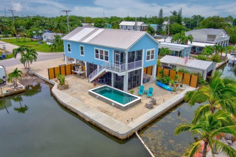 Casa en venta en Big Pine Key, Florida, 3 dormitorios № 1397606 - foto 4