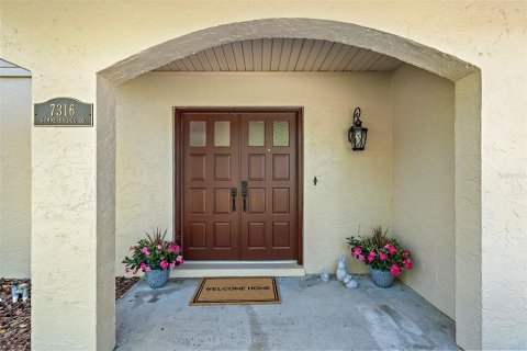 Casa en venta en Tampa, Florida, 4 dormitorios, 181.25 m2 № 1089927 - foto 27