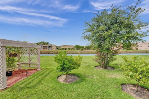 Villa ou maison à vendre à Sunrise, Floride: 3 chambres, 153.75 m2 № 1230994 - photo 30