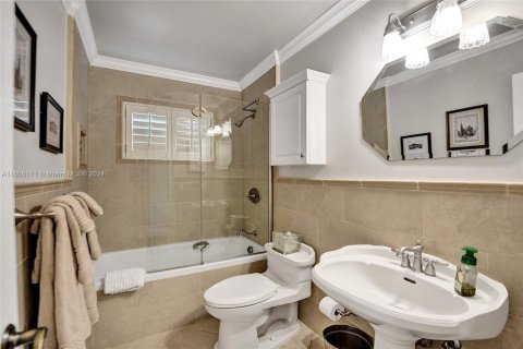 Casa en venta en Sunrise, Florida, 3 dormitorios, 153.75 m2 № 1230994 - foto 19