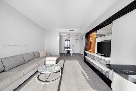 Condo in Miami Beach, Florida, 1 bedroom  № 1223747 - photo 5