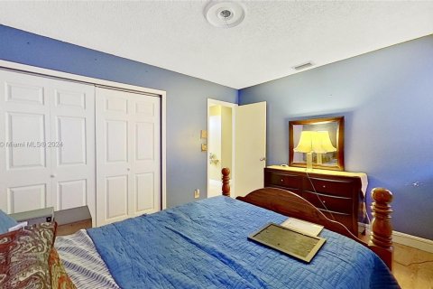 Купить виллу или дом в Мирамар, Флорида 4 спальни, 207.92м2, № 1060558 - фото 23