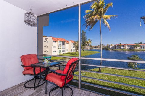 Condominio en venta en Sunrise, Florida, 1 dormitorio, 59.46 m2 № 1059931 - foto 22