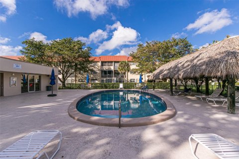 Condominio en venta en Sunrise, Florida, 1 dormitorio, 59.46 m2 № 1059931 - foto 4