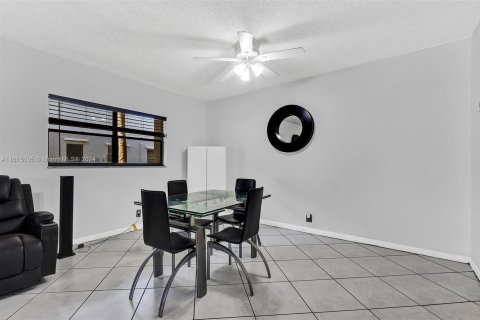 Condo in Davie, Florida, 3 bedrooms  № 1236769 - photo 7