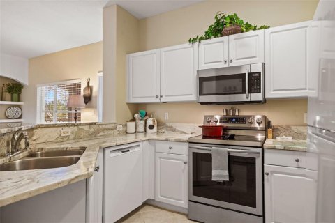 Condo in Vero Beach, Florida, 2 bedrooms  № 1283546 - photo 16