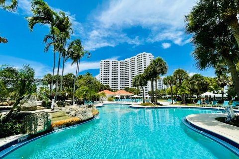 Condominio en venta en Aventura, Florida, 2 dormitorios, 105.63 m2 № 1047580 - foto 3