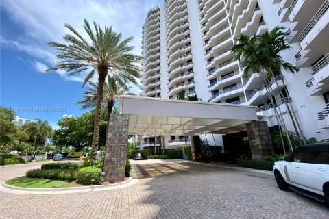 Copropriété à vendre à Aventura, Floride: 2 chambres, 105.63 m2 № 1047580 - photo 29