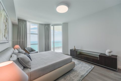 Condo in Sunny Isles Beach, Florida, 2 bedrooms  № 1356870 - photo 14