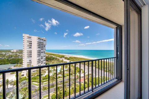 Condo in Hutchinson Island South, Florida, 2 bedrooms  № 1055045 - photo 19