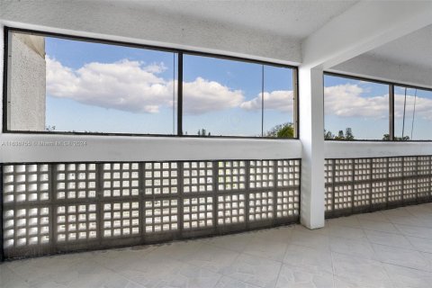 Condominio en venta en Lauderhill, Florida, 2 dormitorios, 102.66 m2 № 1306294 - foto 20