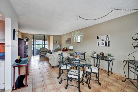 Copropriété à vendre à Lauderdale Lakes, Floride: 1 chambre, 69.49 m2 № 1236032 - photo 12