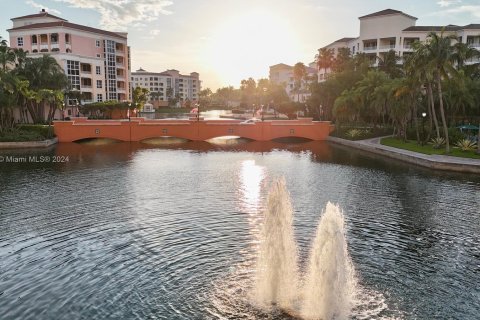 Condo in Key Biscayne, Florida, 3 bedrooms  № 1236030 - photo 22