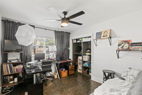 Casa en venta en Wilton Manors, Florida, 4 dormitorios, 221.48 m2 № 1024259 - foto 12