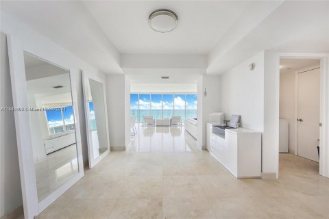 Copropriété à vendre à Sunny Isles Beach, Floride: 3 chambres, 255.95 m2 № 1033457 - photo 7