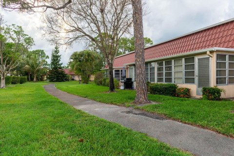 Villa ou maison à vendre à Lake Worth, Floride: 1 chambre, 83.8 m2 № 1031794 - photo 8