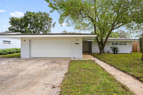 Villa ou maison à vendre à Orlando, Floride: 3 chambres, 170.48 m2 № 1387637 - photo 1