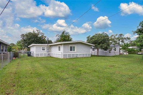 Villa ou maison à vendre à Orlando, Floride: 3 chambres, 111.2 m2 № 1387639 - photo 29