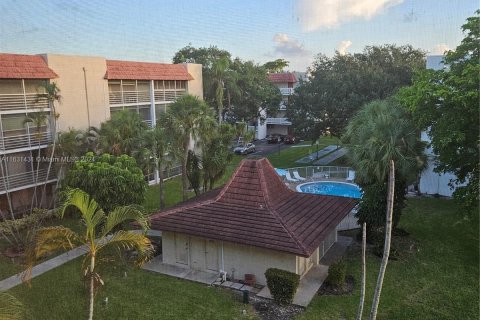 Copropriété à vendre à Lauderhill, Floride: 2 chambres, 99.41 m2 № 1293448 - photo 13