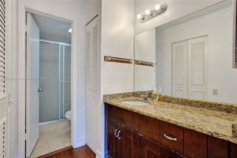 Copropriété à vendre à Tamarac, Floride: 1 chambre, 69.68 m2 № 1360717 - photo 11