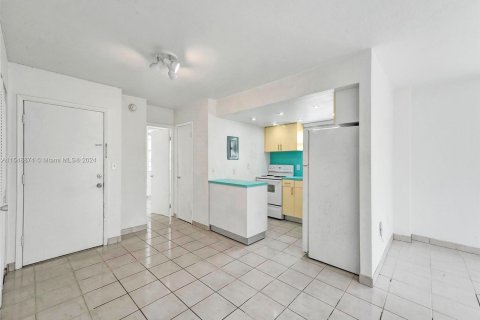 Copropriété à vendre à Miami Beach, Floride: 2 chambres, 87.33 m2 № 1065002 - photo 24