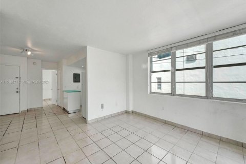 Copropriété à vendre à Miami Beach, Floride: 2 chambres, 87.33 m2 № 1065002 - photo 22