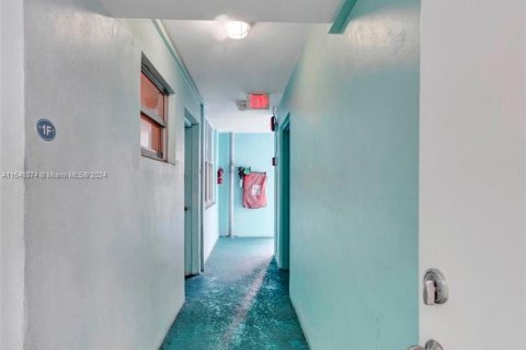 Copropriété à vendre à Miami Beach, Floride: 2 chambres, 87.33 m2 № 1065002 - photo 28