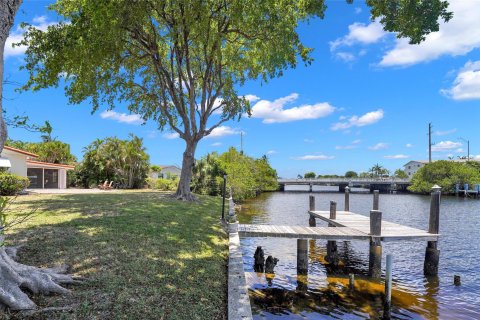 Casa en venta en Pompano Beach, Florida, 3 dormitorios, 196.67 m2 № 1226965 - foto 17