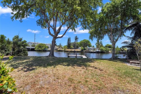 Villa ou maison à vendre à Pompano Beach, Floride: 3 chambres, 196.67 m2 № 1226965 - photo 14