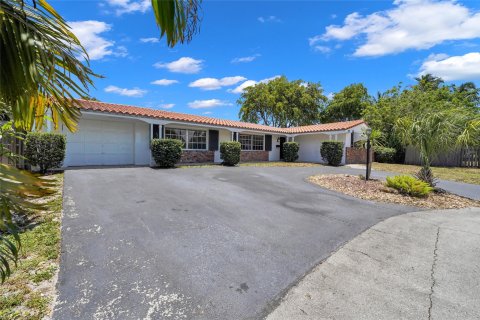 Villa ou maison à vendre à Pompano Beach, Floride: 3 chambres, 196.67 m2 № 1226965 - photo 2