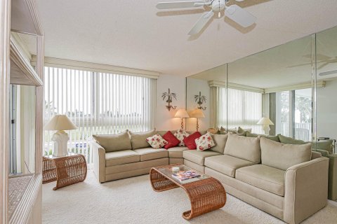 Condominio en venta en Hutchinson Island South, Florida, 2 dormitorios, 109.07 m2 № 1226966 - foto 27