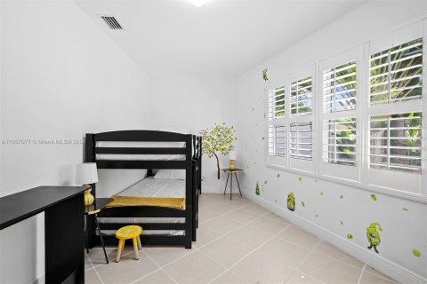 Casa en alquiler en Fort Lauderdale, Florida, 5 dormitorios, 244.43 m2 № 1357314 - foto 27