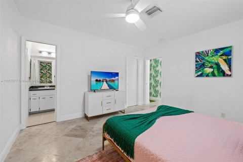 Casa en alquiler en Fort Lauderdale, Florida, 5 dormitorios, 244.43 m2 № 1357314 - foto 20