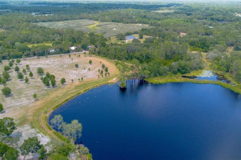 Terreno en venta en De Leon Springs, Florida № 1275160 - foto 17