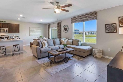 Villa ou maison à vendre à Wimauma, Floride: 5 chambres, 242.01 m2 № 1046337 - photo 8