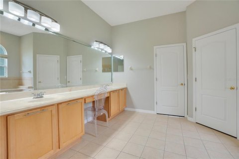 Villa ou maison à vendre à Kissimmee, Floride: 5 chambres, 421.59 m2 № 1267464 - photo 12