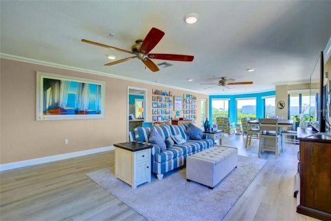 Condominio en venta en Indian Rocks Beach, Florida, 2 dormitorios, 128.21 m2 № 1267519 - foto 4