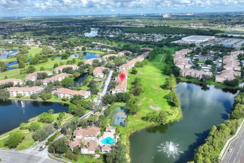 Copropriété à vendre à Orlando, Floride: 2 chambres, 94.76 m2 № 1344375 - photo 4