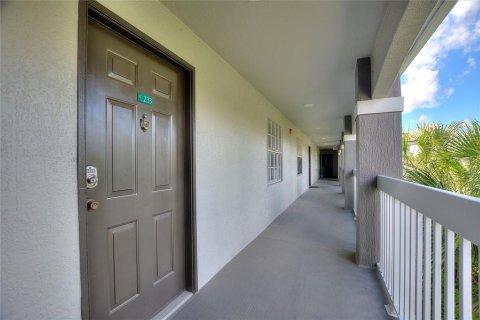 Copropriété à vendre à Orlando, Floride: 2 chambres, 94.76 m2 № 1344375 - photo 7