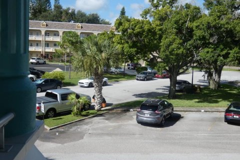 Condo in Clearwater, Florida, 2 bedrooms  № 1344406 - photo 21