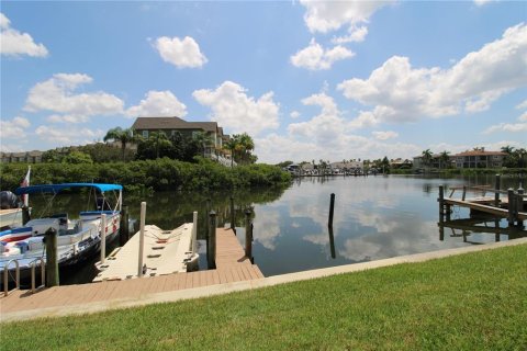 Condo in Tampa, Florida, 2 bedrooms  № 1344376 - photo 26