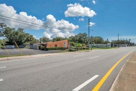 Propiedad comercial en venta en Saint Petersburg, Florida, 227.7 m2 № 1376261 - foto 7