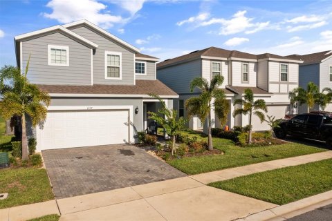 Casa en venta en Davenport, Florida, 6 dormitorios, 288.18 m2 № 1255596 - foto 3