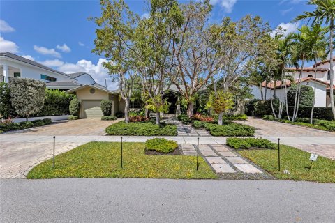 Villa ou maison à vendre à Fort Lauderdale, Floride: 4 chambres, 308.71 m2 № 1065760 - photo 10