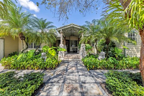 Villa ou maison à vendre à Fort Lauderdale, Floride: 4 chambres, 308.71 m2 № 1065760 - photo 8